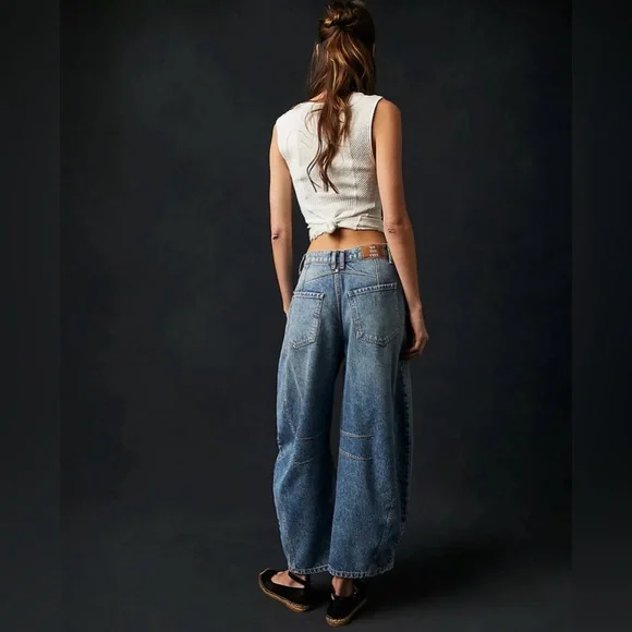 Free People We The Free Good Luck Mid-Rise Barrel Jeans ๐ฆ Size 24 ๐ฆ Like New - Picture 3 of 7
